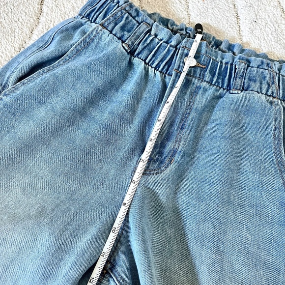 American Eagle Baggy Mom Jeans Hi-Rise Blue Paper bag Elastic Waist Size 4 / 27 - Picture 9 of 12